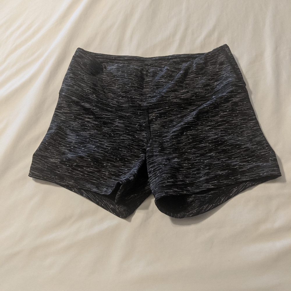 Fleo shorts EUC